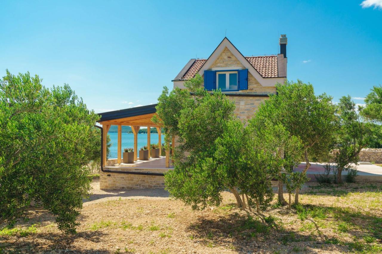 Villa Maris Betina  Exterior photo